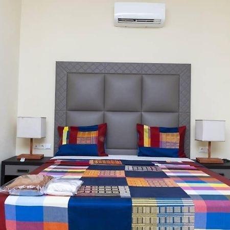 Hotel Bachou Дакар Екстериор снимка