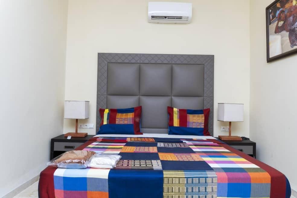 Hotel Bachou Дакар Екстериор снимка